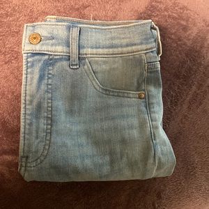 Light blue, express Jean